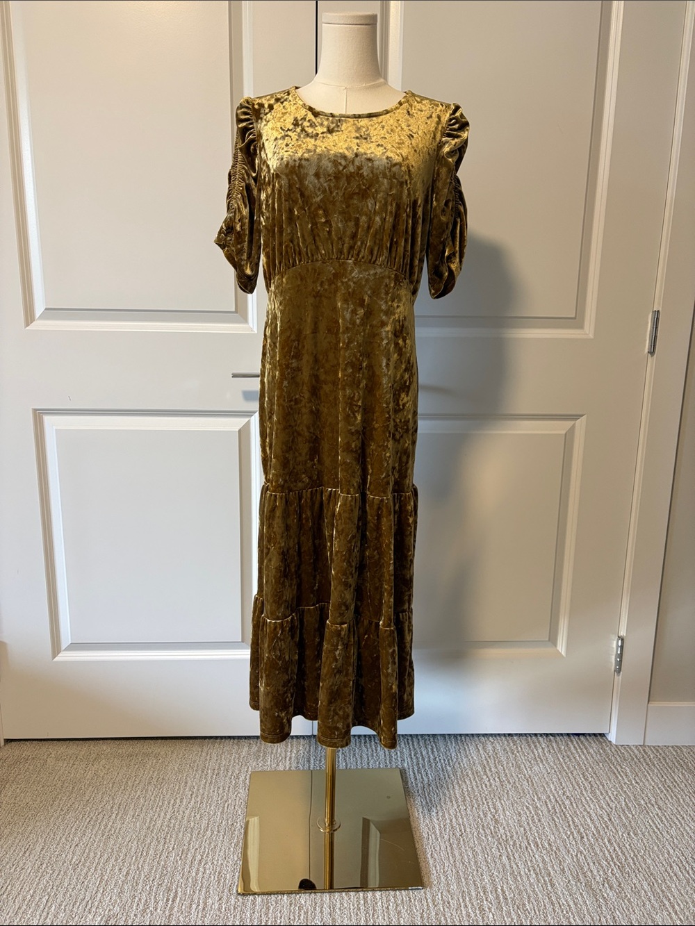 Who What Wear green/yellow Velvet Tiered Dress